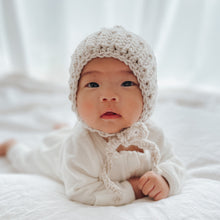 Load image into Gallery viewer, Oatmeal Elliot Knit Baby Bonnet
