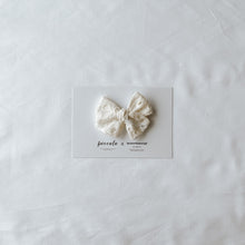 Load image into Gallery viewer, Wovenwear Studio x Piccolo - Eyelet Floral Small Pinwheel Bow
